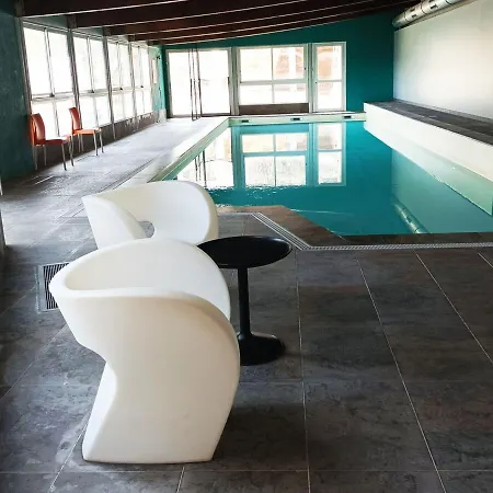 Apartment A Avec Terrasse, Piscine, Parking Et Garage - 4 Pers, 27m² - Fr-1-165b-44 Jausiers