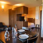 Avec Terrasse Et Parking, Animaux Admis - Fr-1-165b-44 Apartment Jausiers