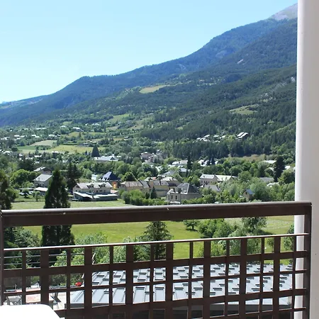 Appartement Avec Terrasse Et Parking, Animaux Admis - Fr-1-165b-44